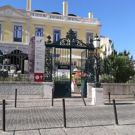 Gasthof Our Little Spot In Chiado Lissabon