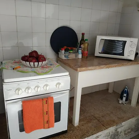 Our Little Spot In Chiado Pensión Lisboa
