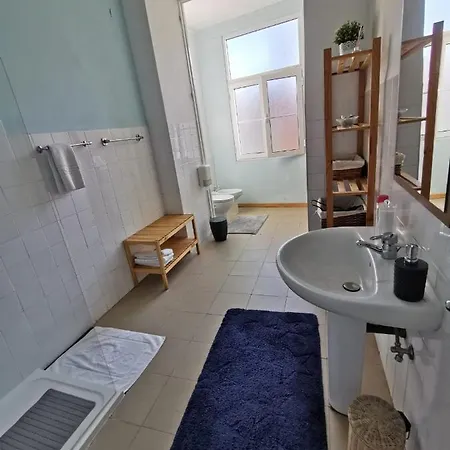 Our Little Spot In Chiado Gasthof