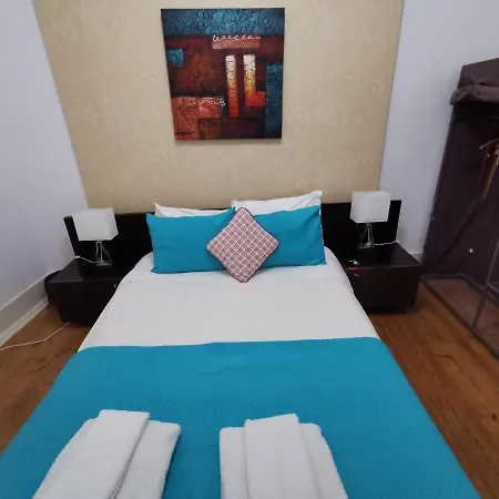 Our Little Spot In Chiado 3* Lissabon